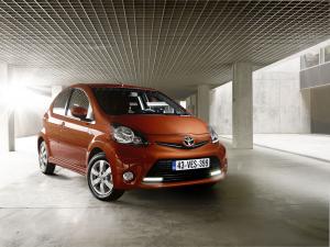 Toyota Aygo 5-Door '2012